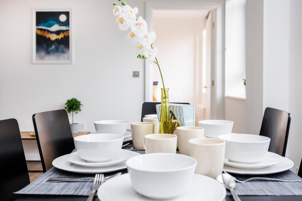 Cresta House - Modern Luton (Bedfordshire)